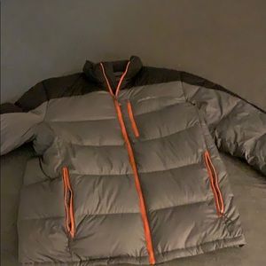 Eddie Bauer Puffy Winter Coat *WORN ONCE!!*